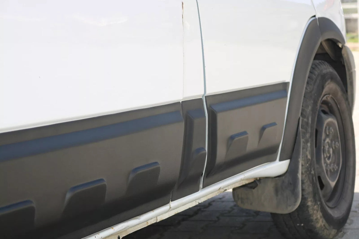 Ford Transit Mk7 2006-2014 LWB arch trim set – 5