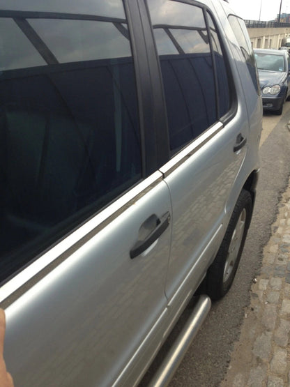 Mercedes ML W163 1999-2005 stainless steel window trim strips – 3