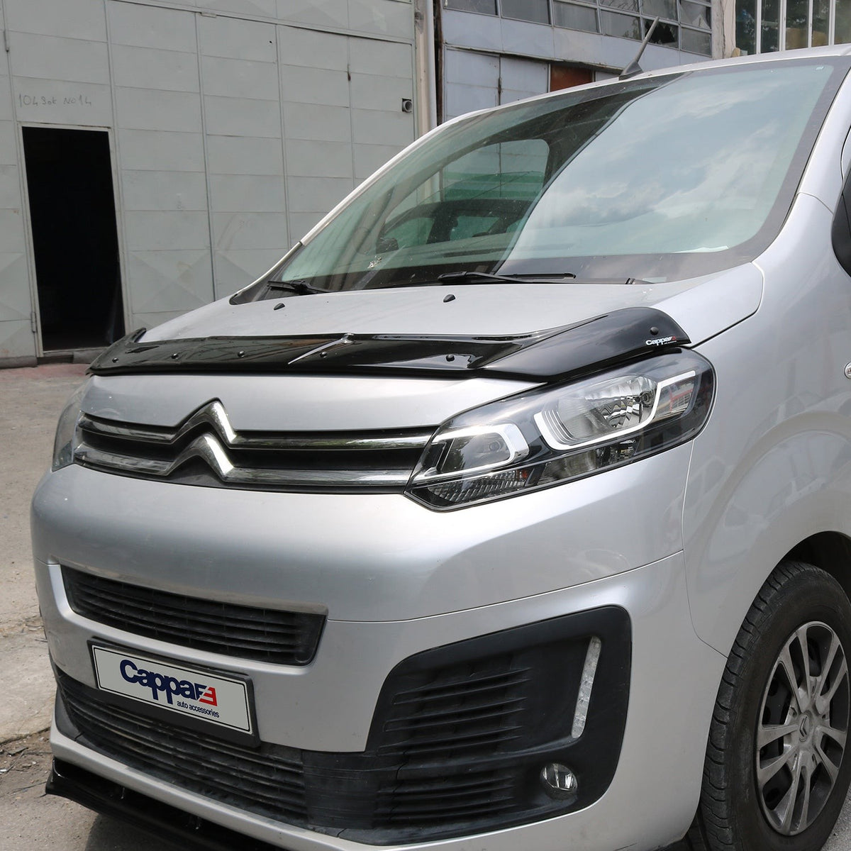 Citroen Dispatch 3 (K0) 2016-2026 Bonnet Wind Stone Deflector Bug Guard Stick-On