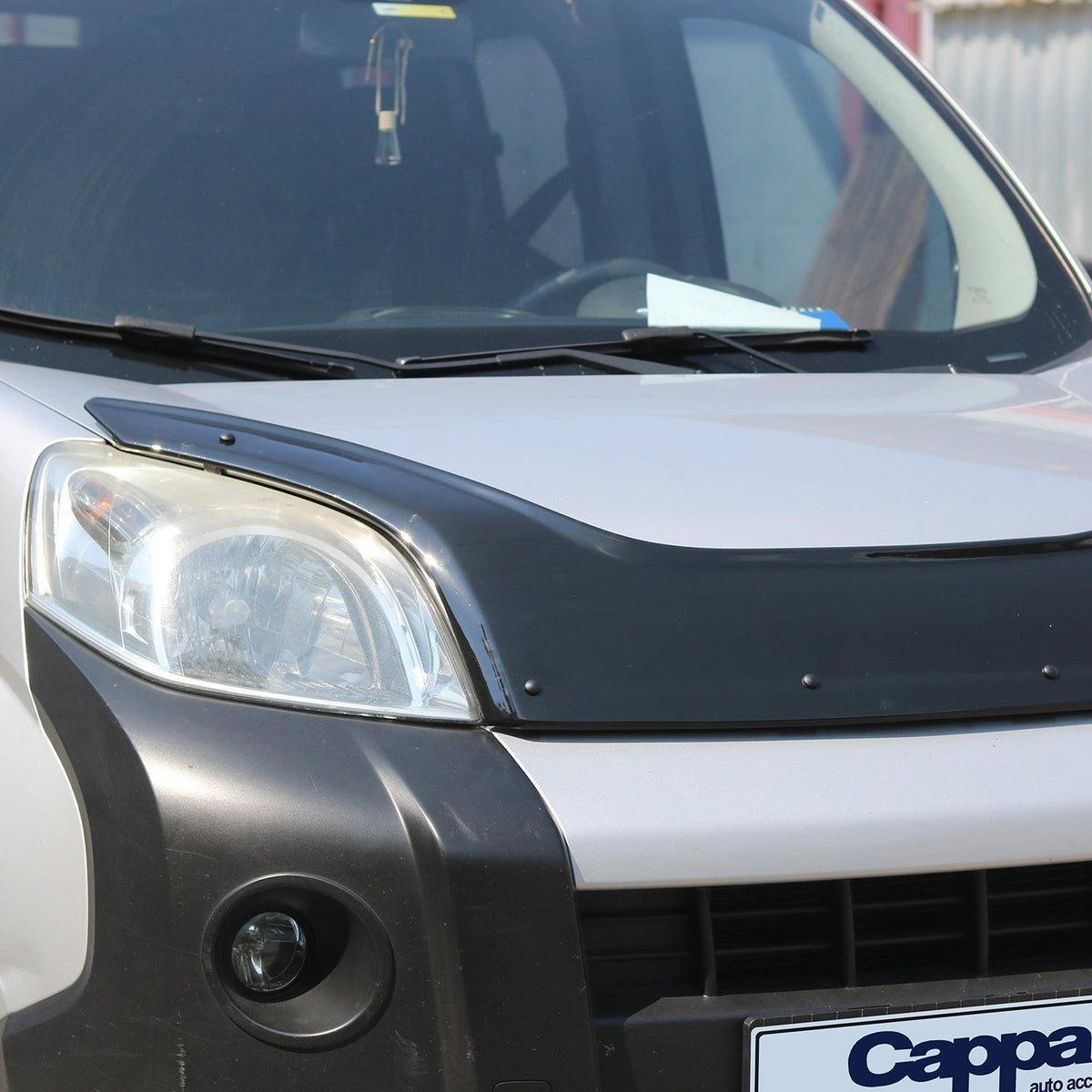 Fiat Fullback 2015-2026 Bonnet Wind Stone Deflector Bug Guard Stick-On